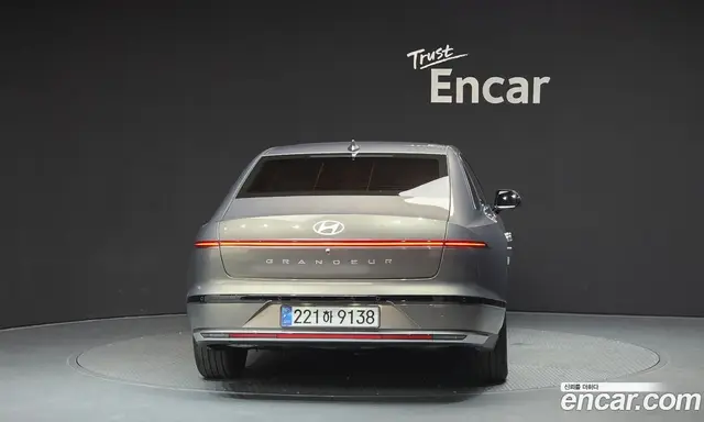 Hyundai Grandeur 2024 2.5 автомат (гидро), миниатюра 4