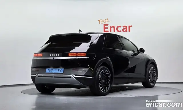 Hyundai Ioniq 5 2023 0.1 автомат (гидро), миниатюра 2