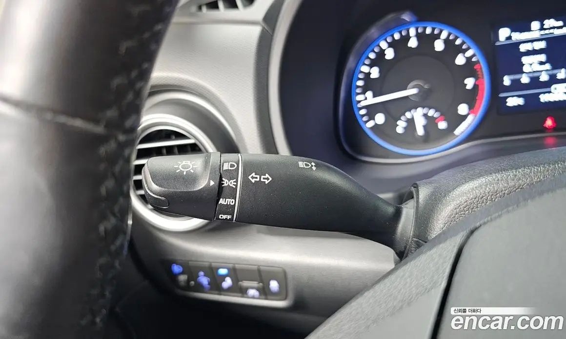 Hyundai Kona 2020 1.6 автомат (гидро), фото 27