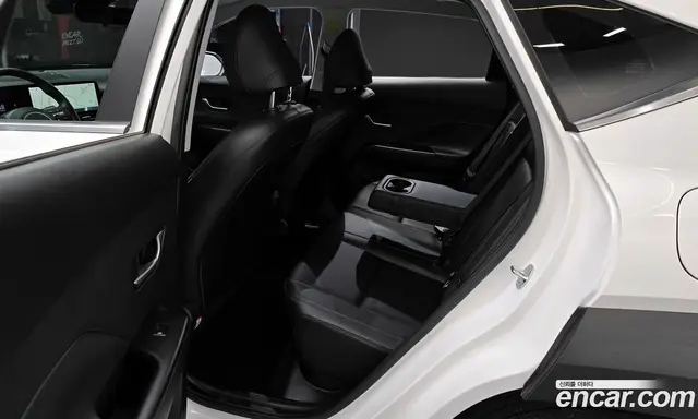 Hyundai Kona 2023 1.6 автомат (гидро), миниатюра 12