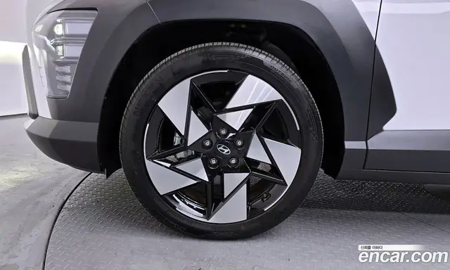 Hyundai Kona 2023 1.6 автомат (гидро), миниатюра 5 Hyundai Kona 2023 1.6 автомат (гидро), миниатюра 5