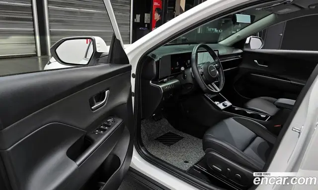 Hyundai Kona 2023 1.6 автомат (гидро), миниатюра 10 Hyundai Kona 2023 1.6 автомат (гидро), миниатюра 10