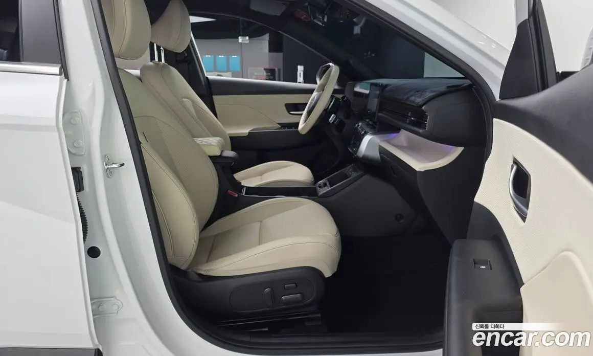 Hyundai Kona 2024 1.6 автомат (гидро), фото 17