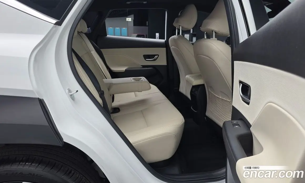 Hyundai Kona 2024 1.6 автомат (гидро), фото 18