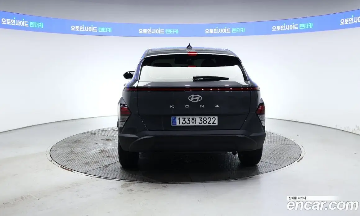Hyundai Kona 2025 1.6 автомат (гидро), фото 3