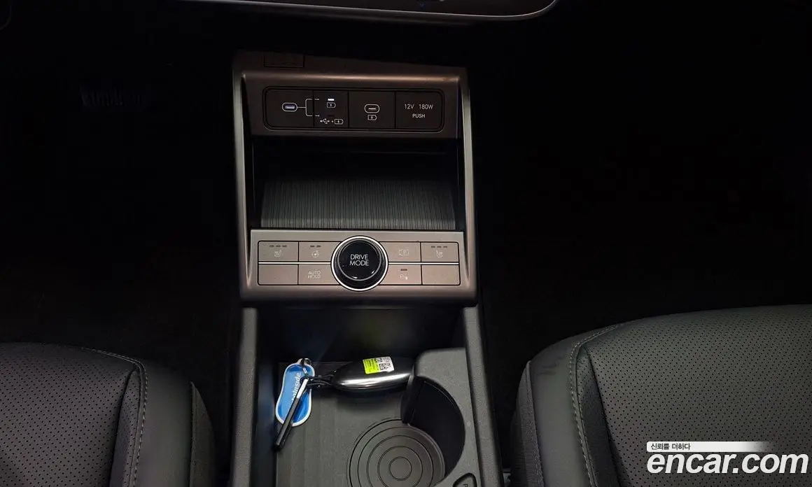 Hyundai Kona 2025 1.6 автомат (гидро), фото 9