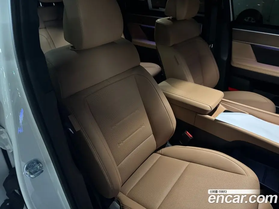 Hyundai Santa Fe 2025 1.6 автомат (гидро), фото 7