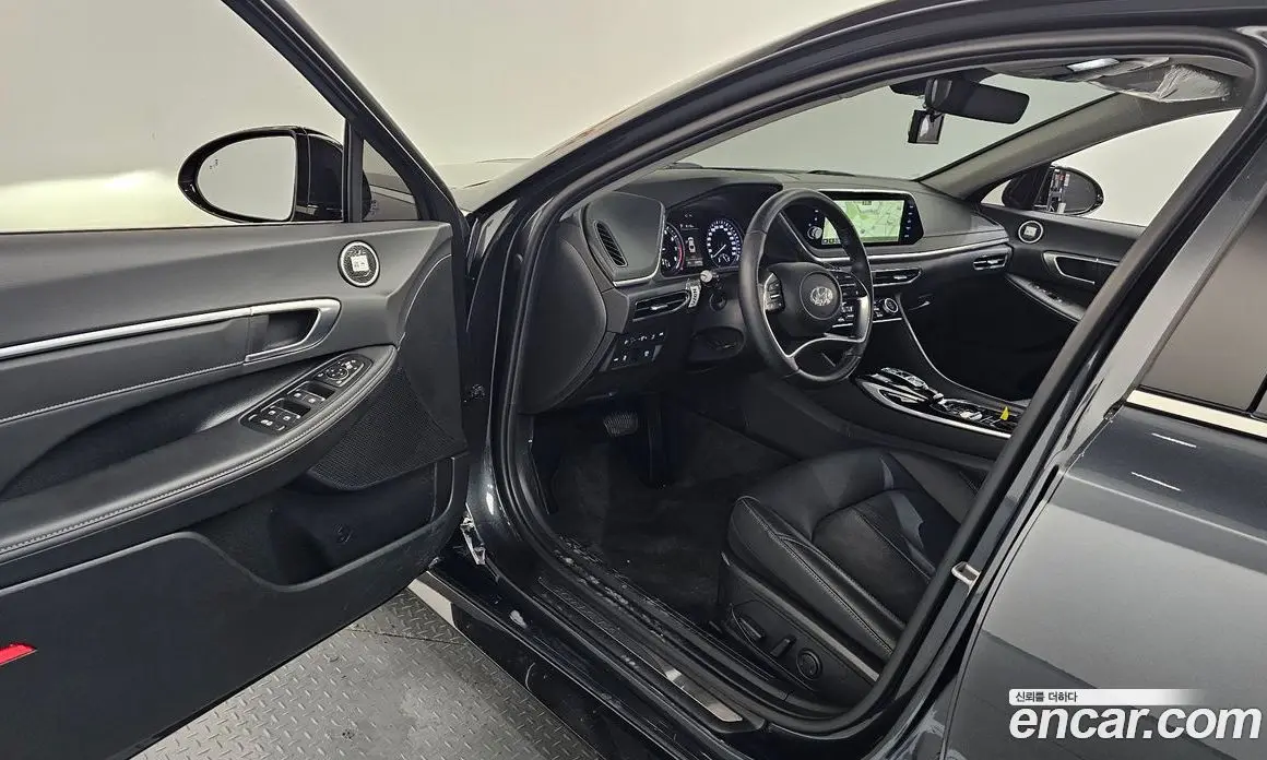 Hyundai Sonata 2022 2.0 автомат (гидро), фото 13 Hyundai Sonata 2022 2.0 автомат (гидро), фото 13