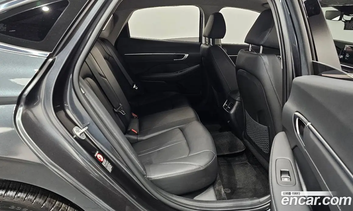 Hyundai Sonata 2022 2.0 автомат (гидро), фото 17 Hyundai Sonata 2022 2.0 автомат (гидро), фото 17