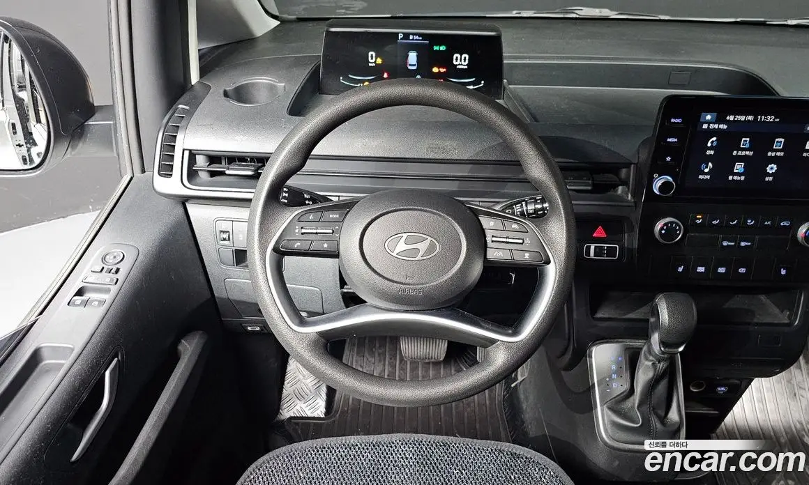 Hyundai Staria 2024 2.2 автомат (гидро), фото 18 Hyundai Staria 2024 2.2 автомат (гидро), фото 18