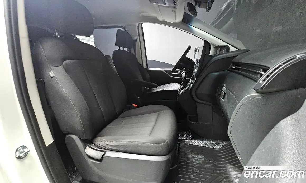 Hyundai Staria 2024 2.2 автомат (гидро), фото 22 Hyundai Staria 2024 2.2 автомат (гидро), фото 22