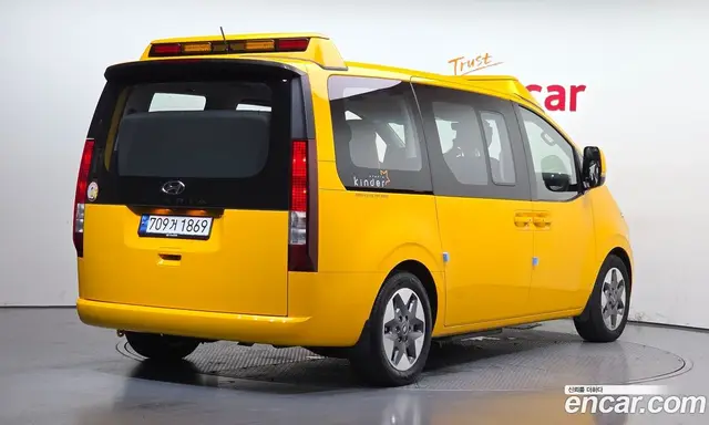 Hyundai Staria 2024 3.5 автомат (гидро), миниатюра 2