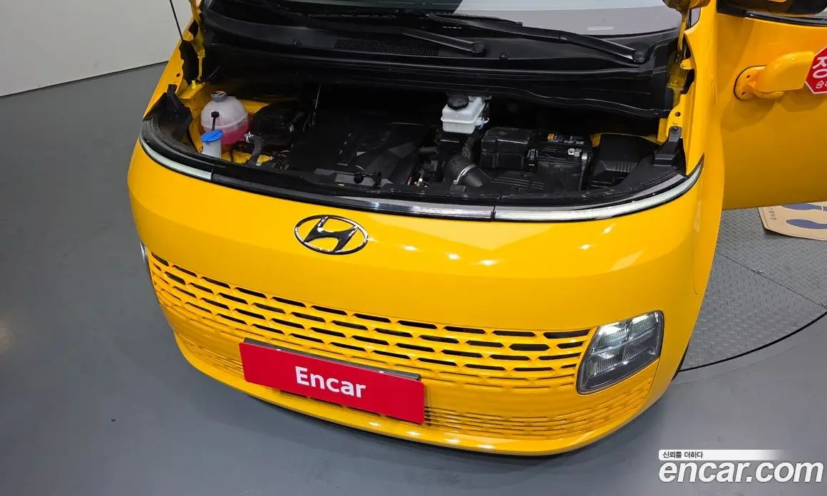 Hyundai Staria 2024 3.5 автомат (гидро), фото 6