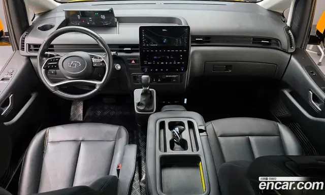 Hyundai Staria 2024 3.5 автомат (гидро), миниатюра 10