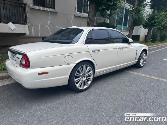 Jaguar XJ 2008 2.7 автомат (гидро), миниатюра 2 Jaguar XJ 2008 2.7 автомат (гидро), миниатюра 2