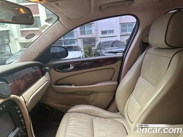 Jaguar XJ 2008 2.7 автомат (гидро), миниатюра 7 Jaguar XJ 2008 2.7 автомат (гидро), миниатюра 7