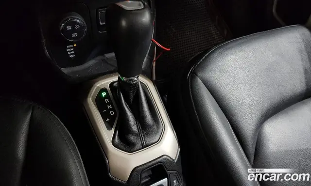 Jeep Renegade 2015 2.0 автомат (гидро), миниатюра 9 Jeep Renegade 2015 2.0 автомат (гидро), миниатюра 9