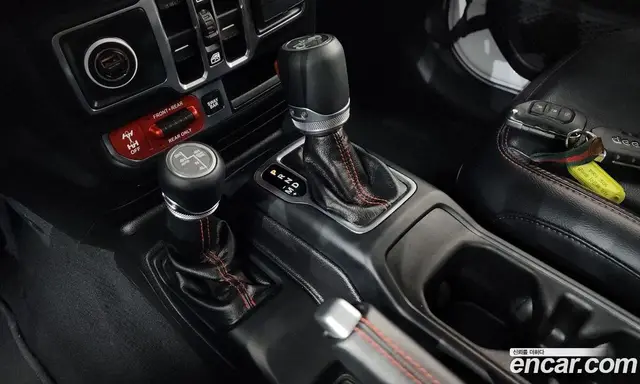 Jeep Wrangler 2018 2.0 автомат (гидро), миниатюра 9 Jeep Wrangler 2018 2.0 автомат (гидро), миниатюра 9