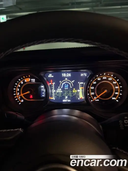 Jeep Wrangler 2025 2.0 автомат (гидро), фото 8 Jeep Wrangler 2025 2.0 автомат (гидро), фото 8