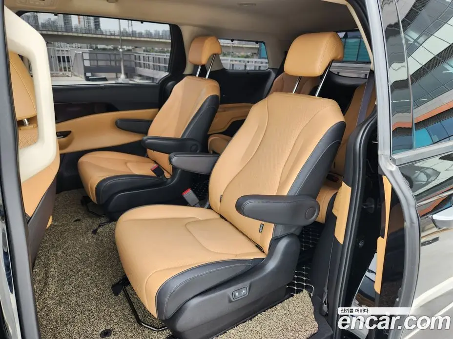 Kia Carnival 2022 2.2 автомат (гидро), фото 13
