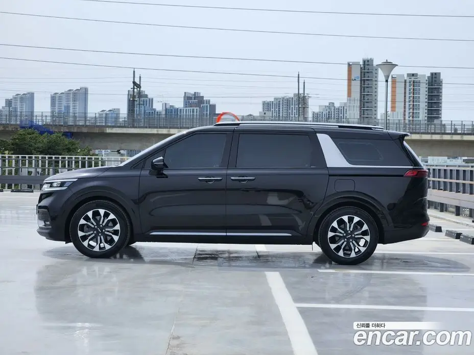 Kia Carnival 2022 2.2 автомат (гидро), фото 3