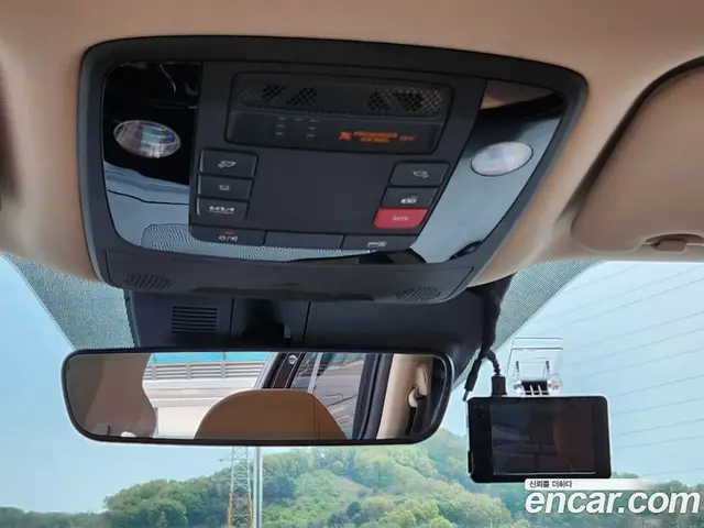 Kia Carnival 2022 2.2 автомат (гидро), миниатюра 6