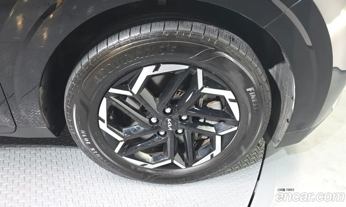 Kia Carnival 2023 3.5 автомат (гидро), фото 4 Kia Carnival 2023 3.5 автомат (гидро), фото 4