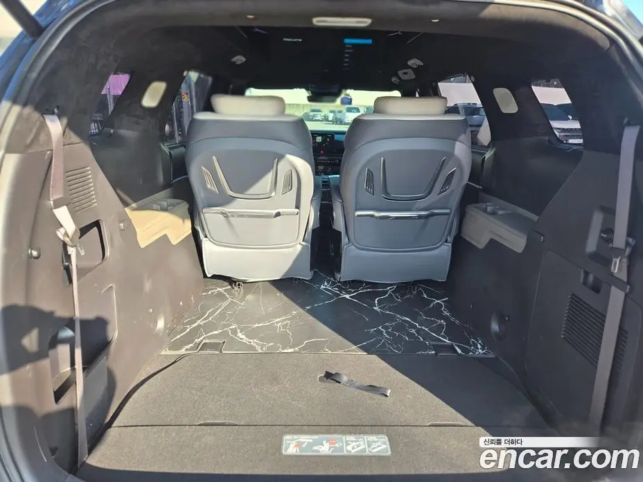 Kia Carnival 2024 3.5 автомат (гидро), фото 16 Kia Carnival 2024 3.5 автомат (гидро), фото 16