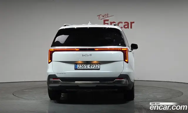 Kia Carnival 2024 2.2 автомат (гидро), миниатюра 3 Kia Carnival 2024 2.2 автомат (гидро), миниатюра 3