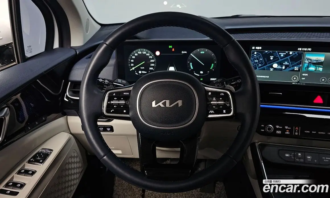 Kia Carnival 2024 1.6 автомат (гидро), фото 18