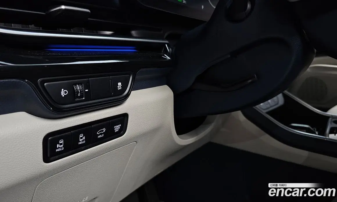 Kia Carnival 2024 1.6 автомат (гидро), фото 27