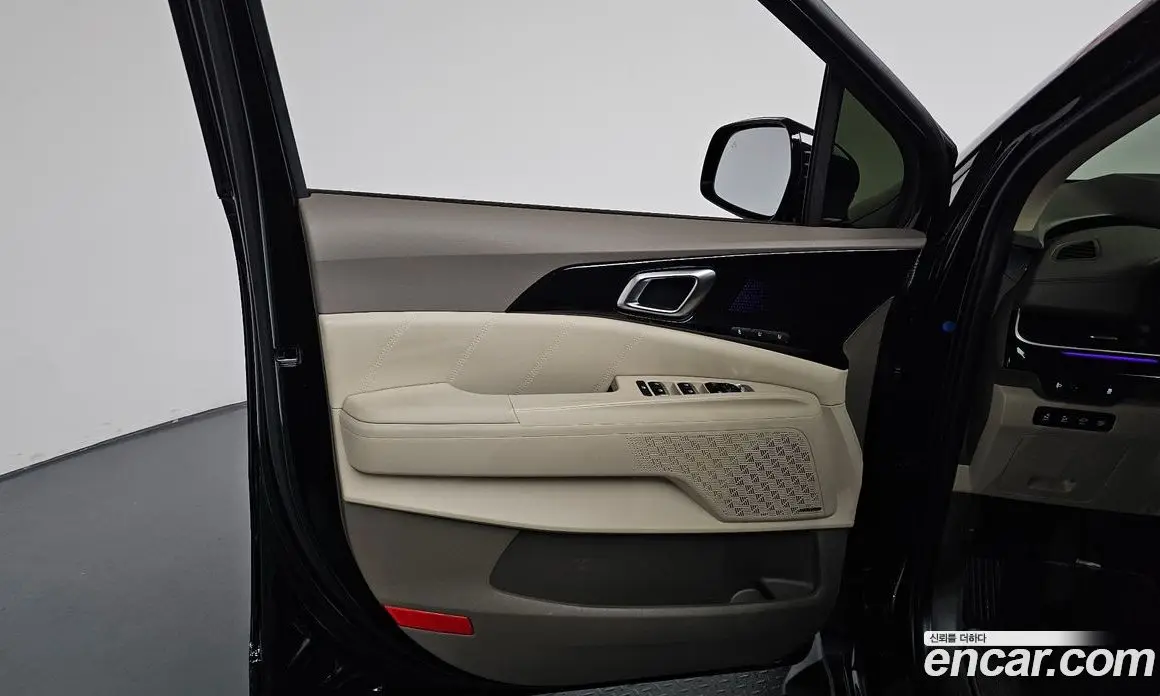 Kia Carnival 2024 3.5 автомат (гидро), фото 13