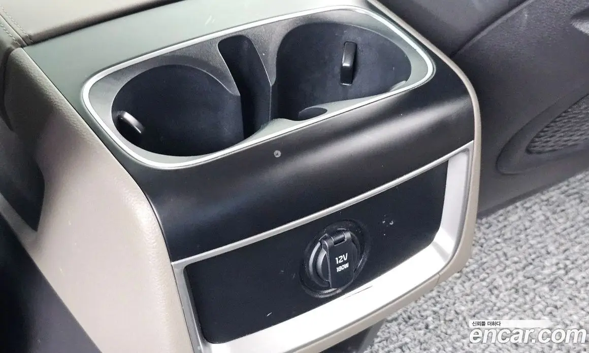 Kia Carnival 2025 1.6 автомат (гидро), фото 34