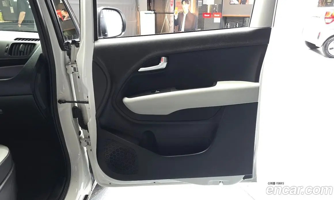 Kia Ray 2025 1.0 автомат (гидро), фото 15