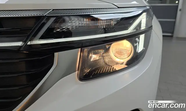 Kia Seltos 2025 2.0 автомат (гидро), миниатюра 8