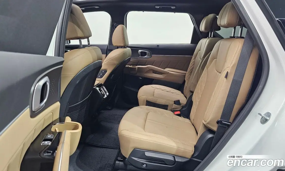Kia Sorento 2024 1.6 автомат (гидро), фото 11