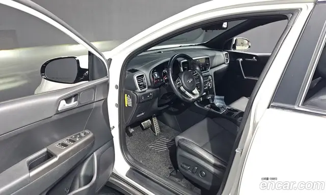 Kia Sportage 2020 2.0 автомат (гидро), миниатюра 10