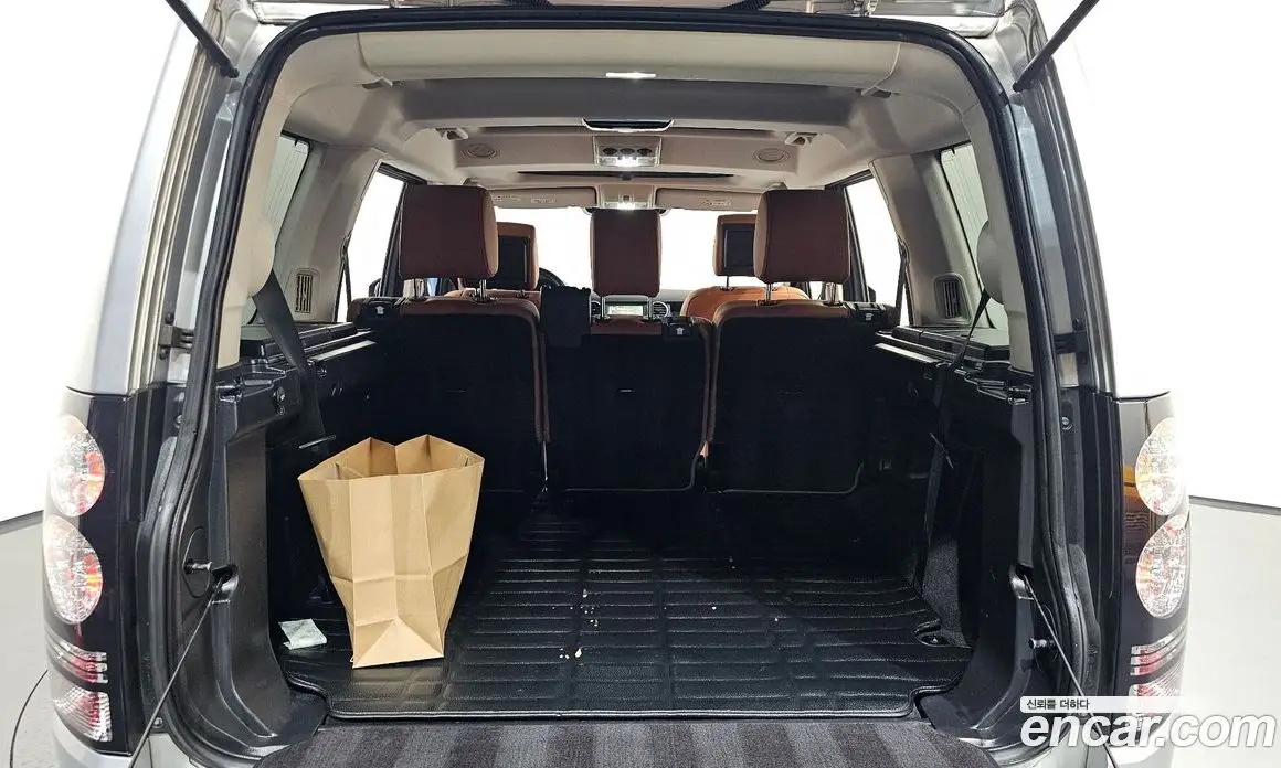 Land Rover Discovery 2016 3.0 автомат (гидро), фото 17