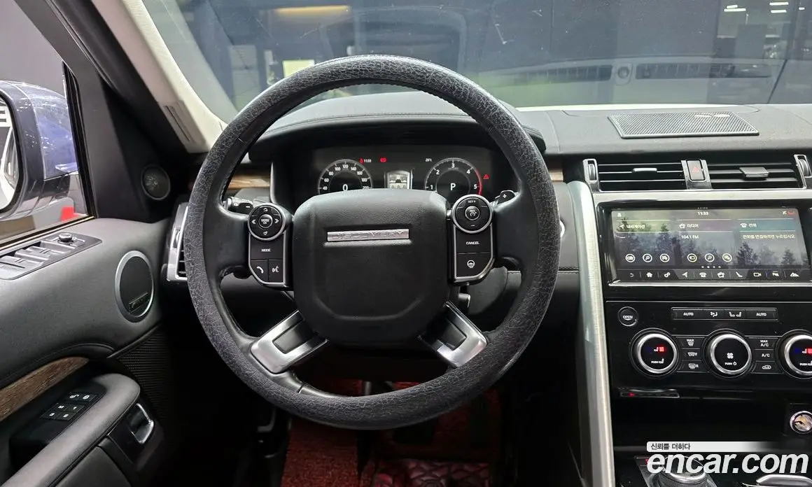 Land Rover Discovery 2018 3.0 автомат (гидро), фото 13