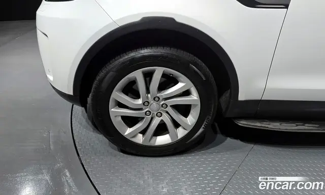 Land Rover Discovery 2018 3.0 автомат (гидро), миниатюра 5
