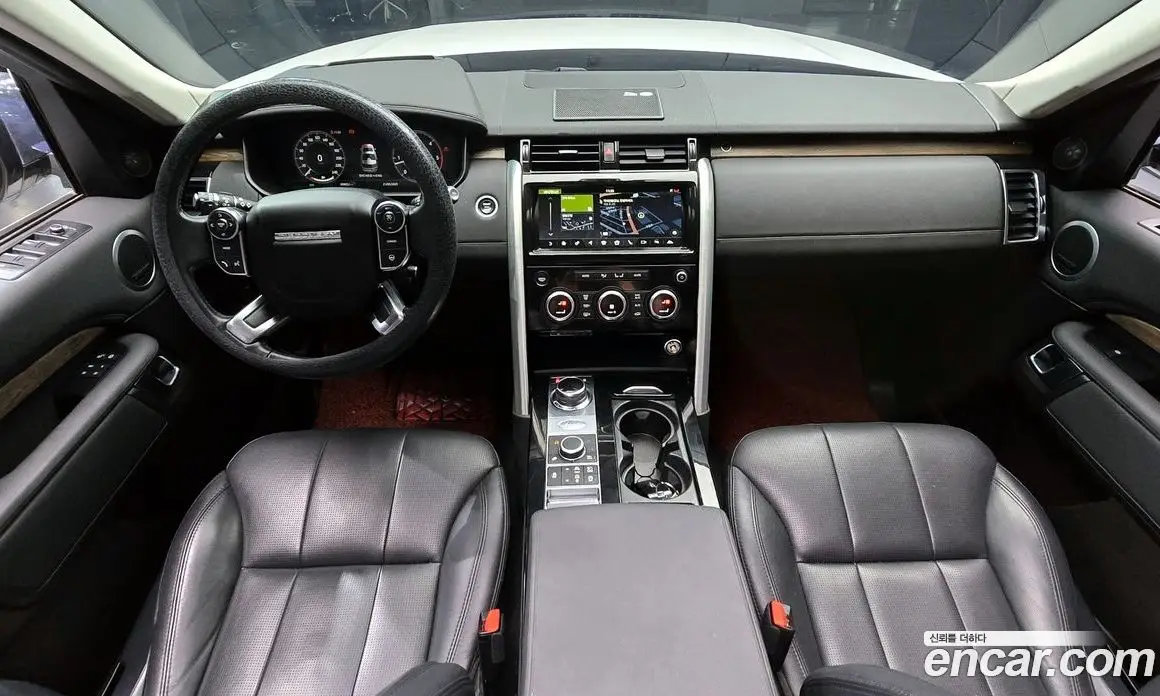 Land Rover Discovery 2018 3.0 автомат (гидро), фото 7