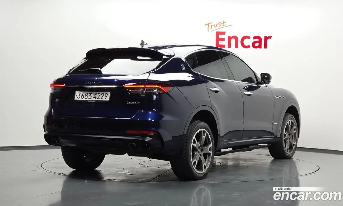 Maserati Levante 2020 3.0 автомат (гидро), фото 2 Maserati Levante 2020 3.0 автомат (гидро), фото 2