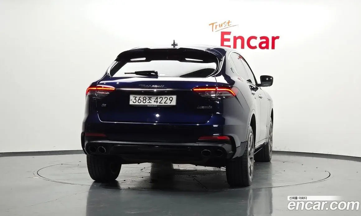 Maserati Levante 2020 3.0 автомат (гидро), фото 4 Maserati Levante 2020 3.0 автомат (гидро), фото 4
