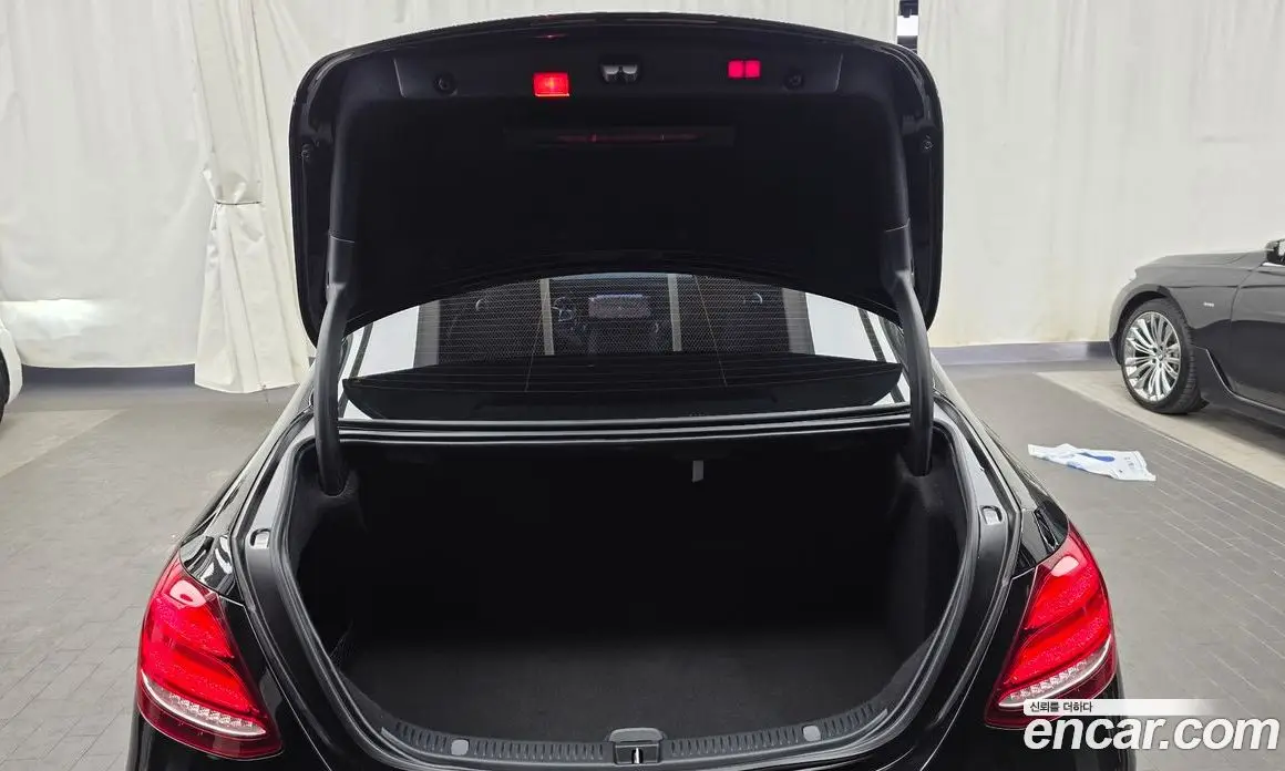 Mercedes-Benz E-Class 2017 2.0 автомат (гидро), фото 26