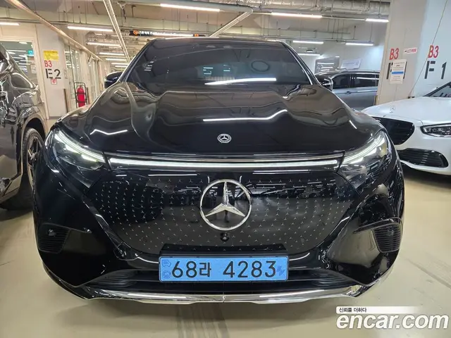 Mercedes-Benz EQS 2023 автомат (гидро), миниатюра 2