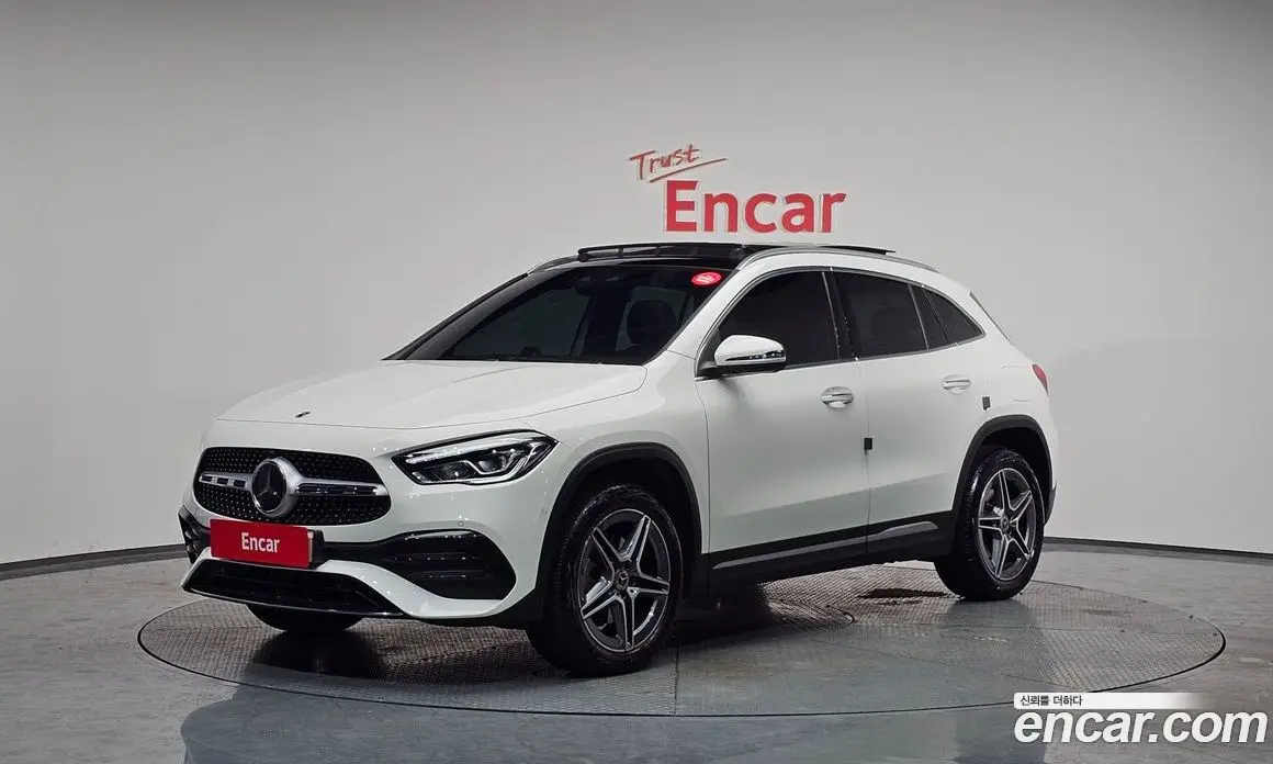 Mercedes-Benz GLA-Class 2022 2.0 автомат (гидро), фото 1 Mercedes-Benz GLA-Class 2022 2.0 автомат (гидро), фото 1