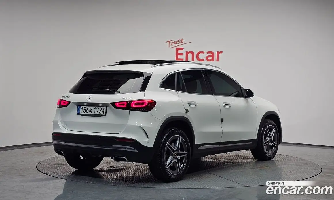 Mercedes-Benz GLA-Class 2022 2.0 автомат (гидро), фото 2 Mercedes-Benz GLA-Class 2022 2.0 автомат (гидро), фото 2