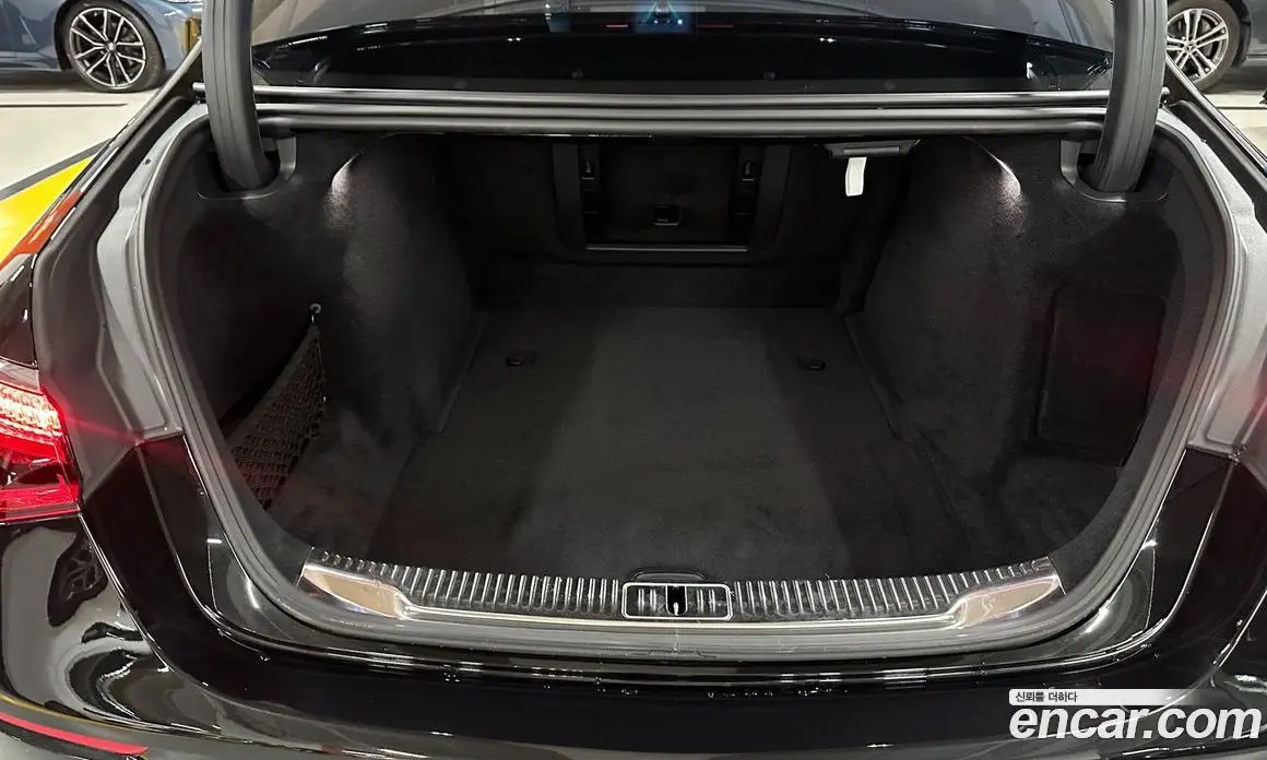 Mercedes-Benz S-Class 2025 3.0 автомат (гидро), фото 12