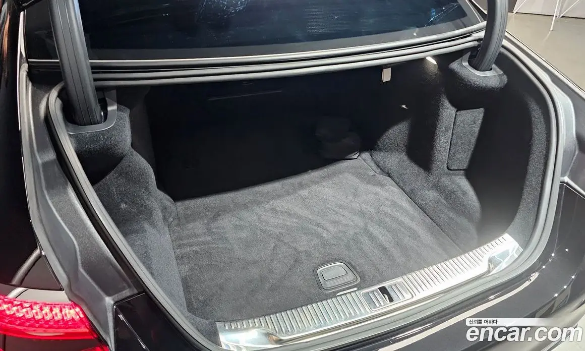 Mercedes-Benz S-Class 2025 3.0 автомат (гидро), фото 32