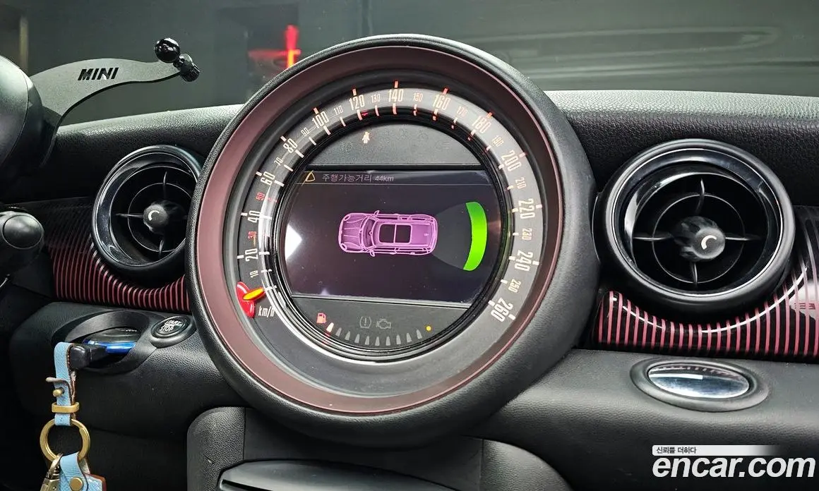 Mini Clubman 2012 1.6 автомат (гидро), фото 16 Mini Clubman 2012 1.6 автомат (гидро), фото 16
